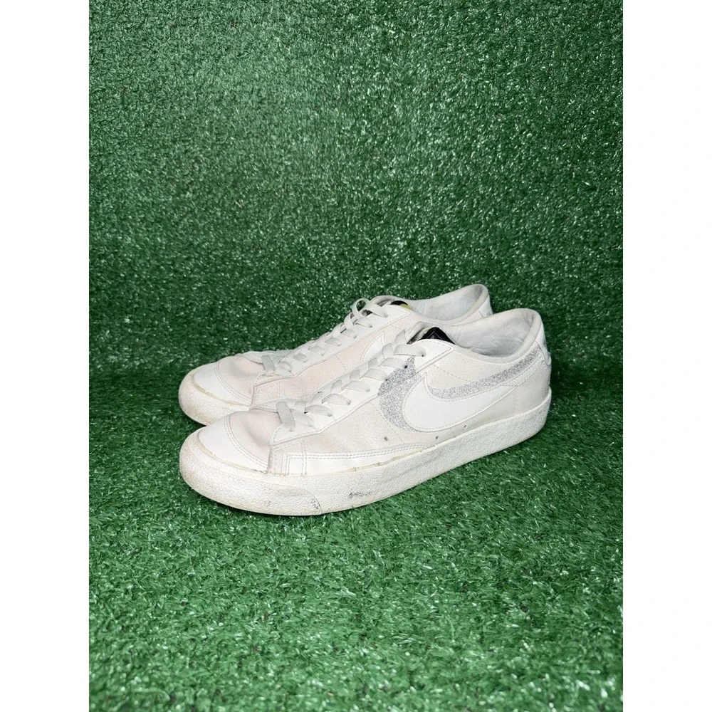 Nike‎ Blazer 77 Premium Low Halloween Men Size 10.5 White Skate Shoes Sneakers